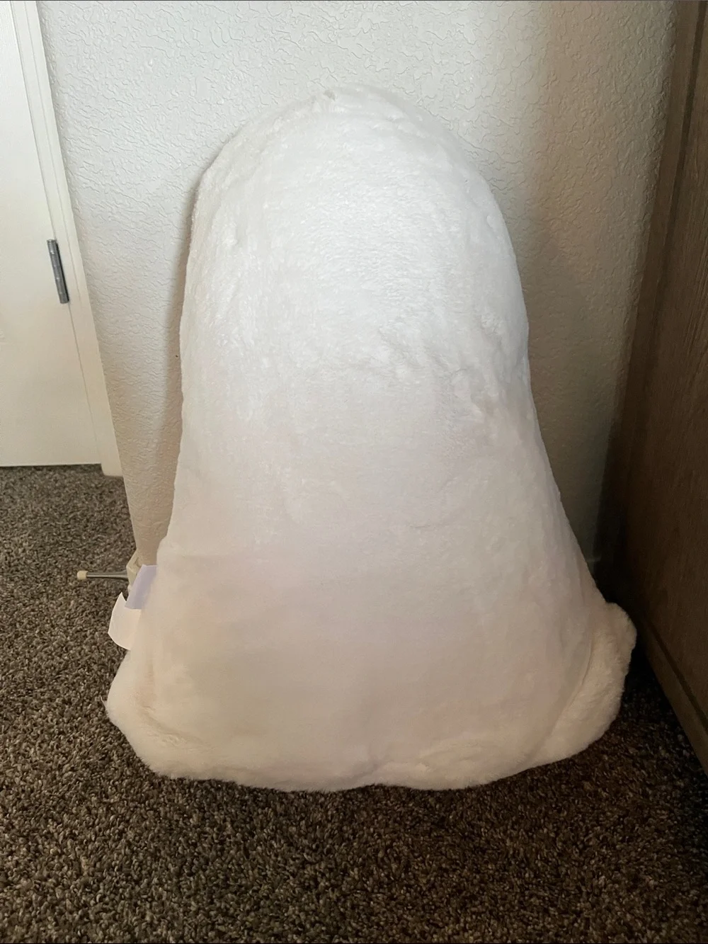 MARTHA STEWART X-Large 18x20 Ghost Shaped Pillow With Pumpkin